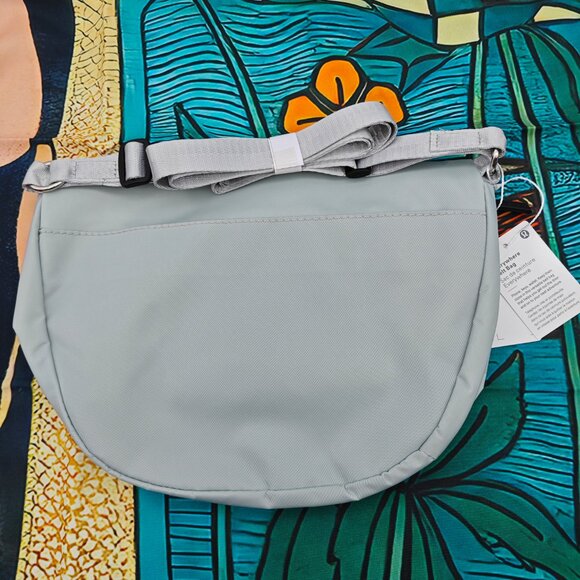 Lululemon All Night Festival Bag 5L - Picture 4 of 5